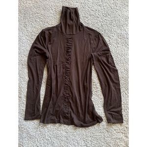Kenneth Cole Reaction Large Brown Long Sleeve Ruffle Turtleneck.